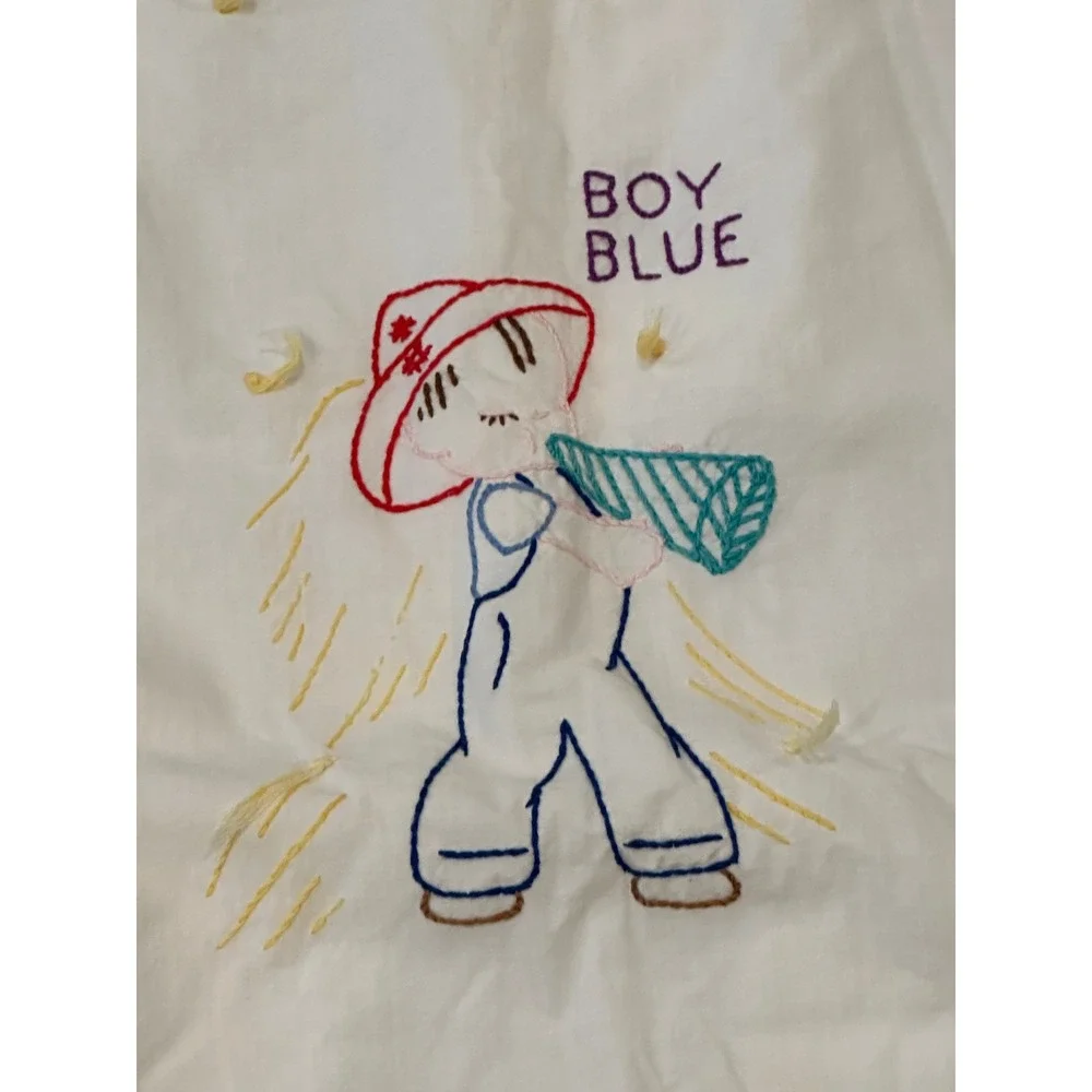 Unbranded Nursery Rhyme Baby Bed Blanket White Hand Embroidered Vintage Style